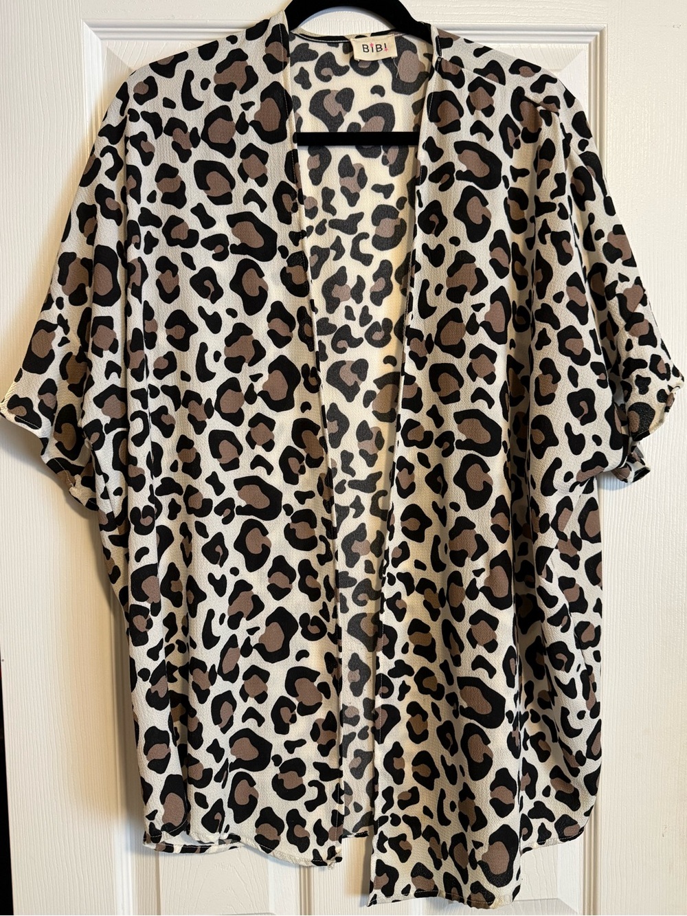 BiBi Leopard Print Short Sleeve Open Front Kimono Cardigan